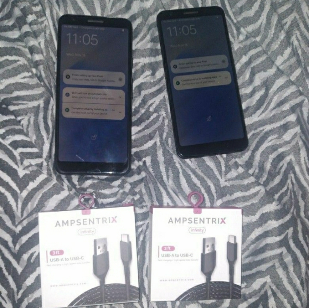 2 Google Pixel 3a phones